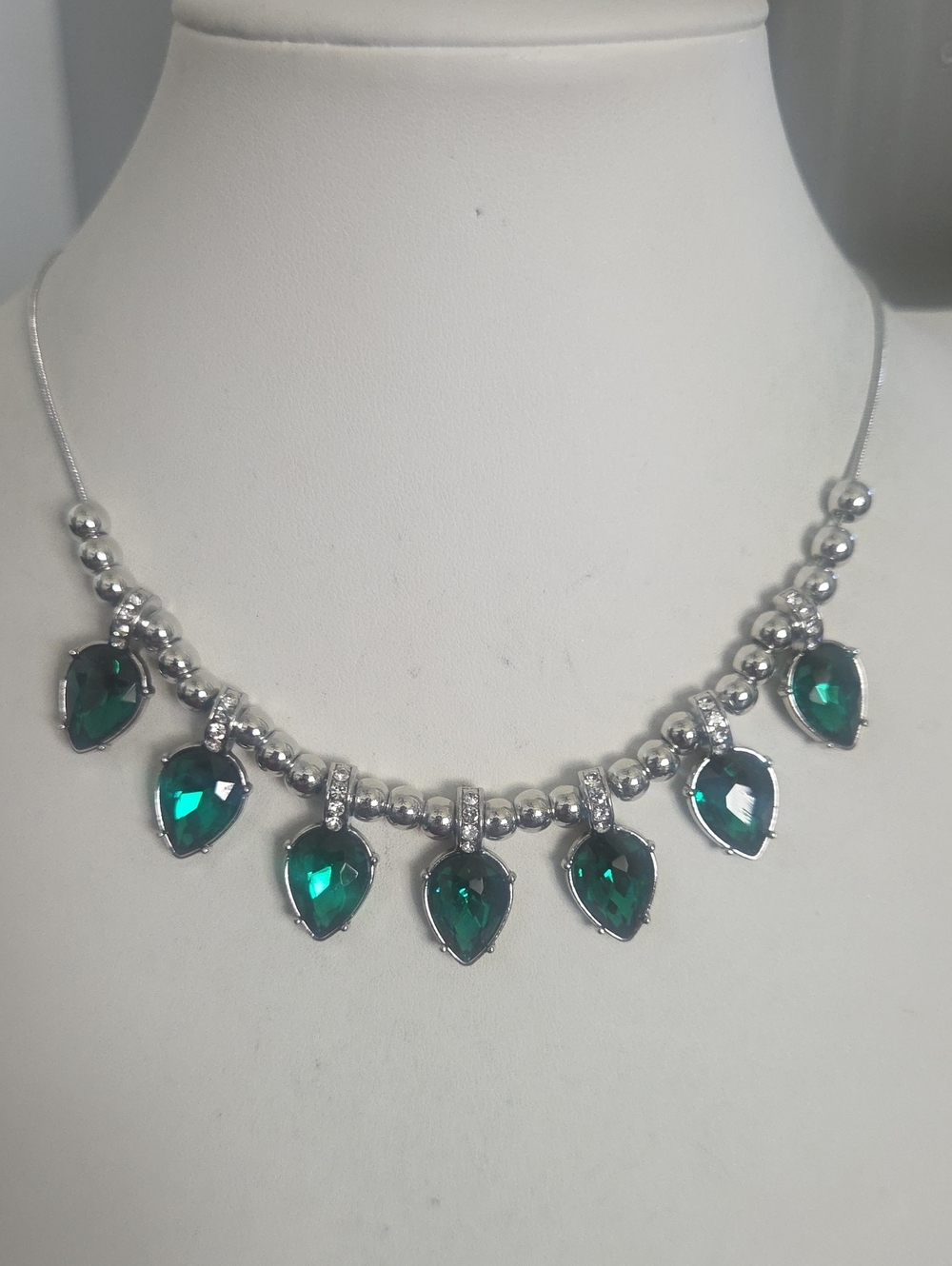 Paparazzi Crown Jewel Couture Green Necklace NWT